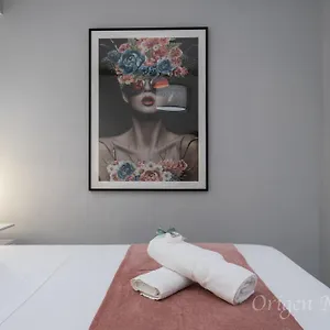 Xpce Soho Apartment
